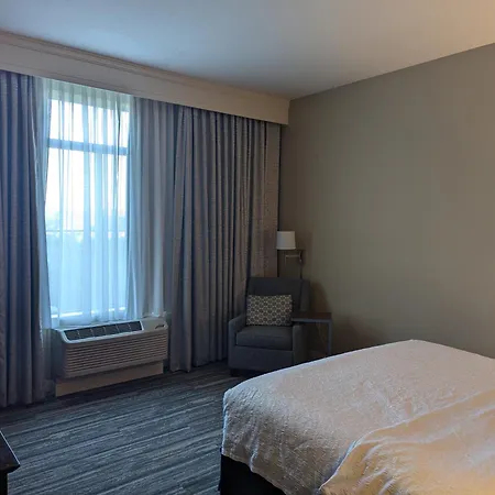 Hampton Inn & Suites Cazenovia, Ny Extérieur photo