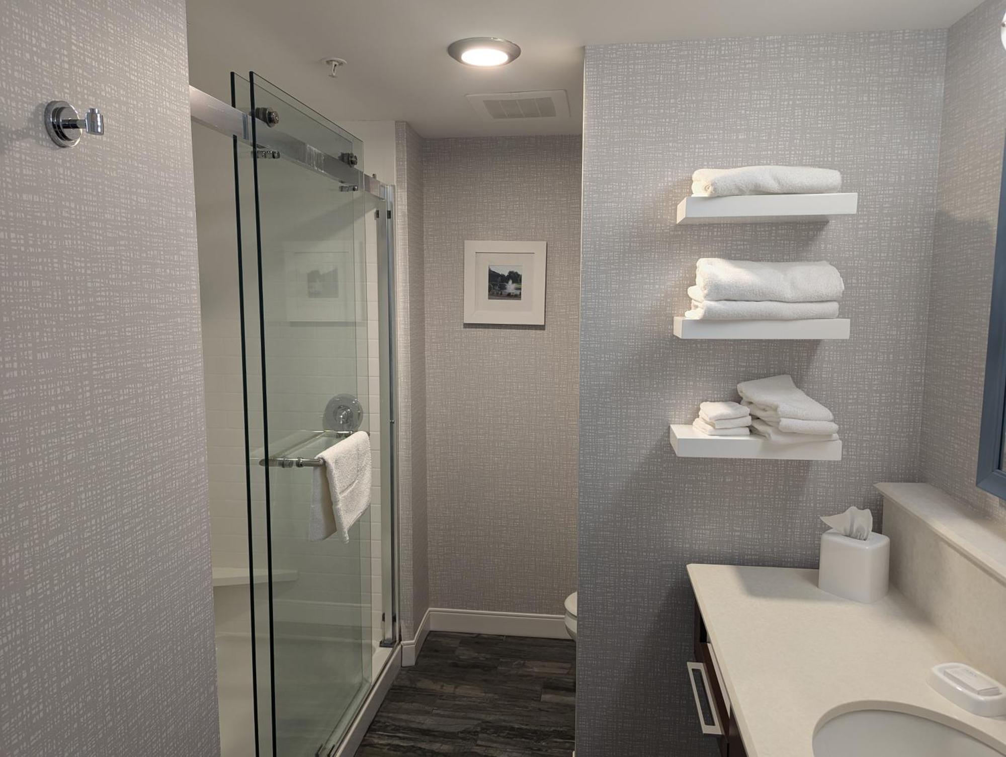 Hotel Hampton Inn & Suites Cazenovia, Ny 3*